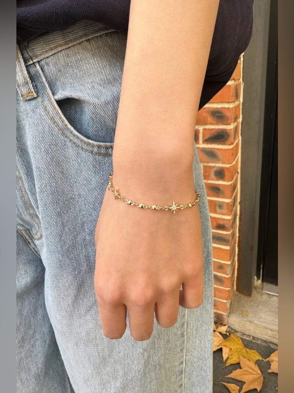 NWT | Brandy Melville | Gold Star Bracelet | ✴️